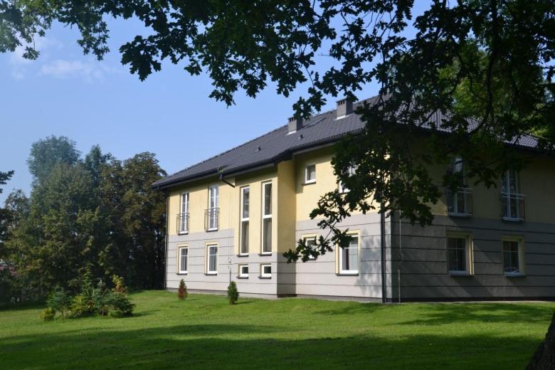 Park Hotel Dobrodzien Exterior photo